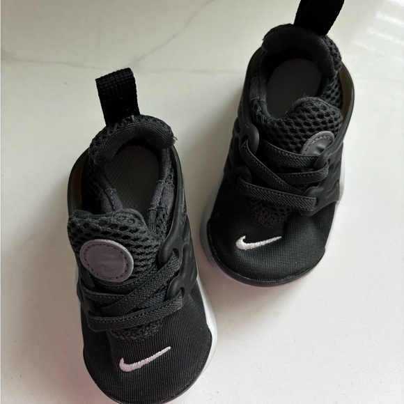 Infant Nike Shoes π€βοΈ - Picture 6 of 9